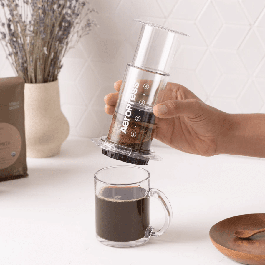 AEROPRESS® COFFEE MAKER - CLEAR & COLOR